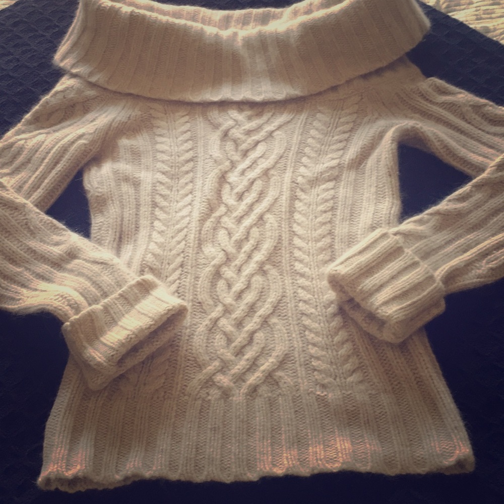 Off shoulder cable knit sweater